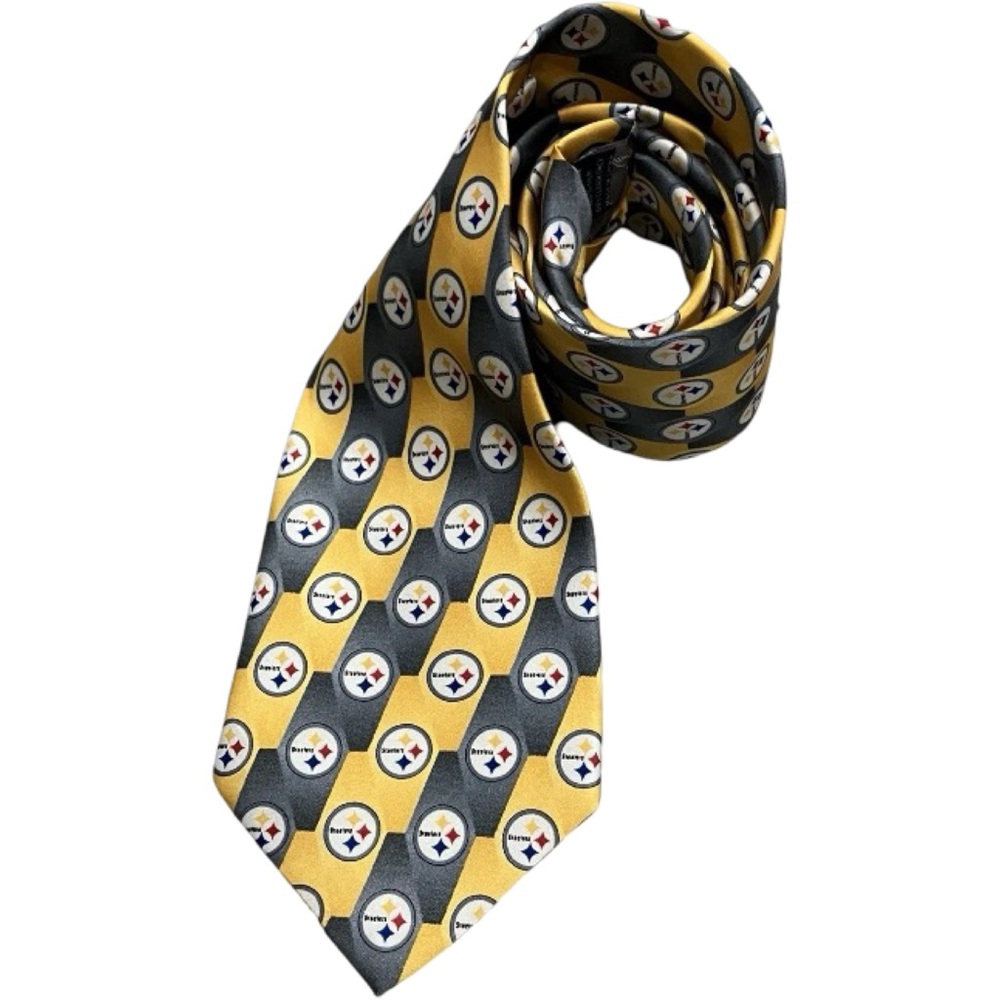 NFL Pittsburgh Steelers Necktie 100% Silk Football Yellow Logo AOP Inside wings